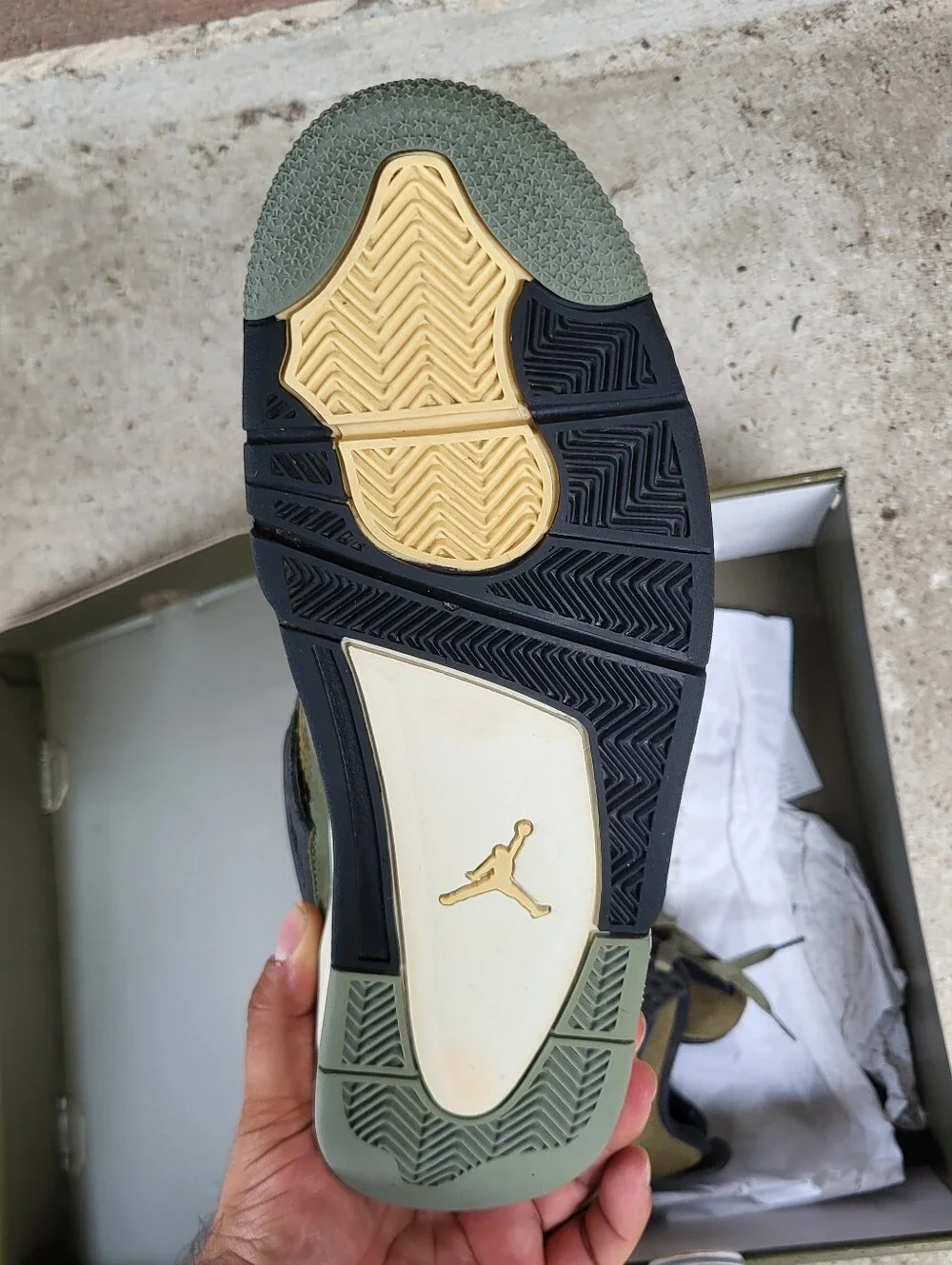 Jordan up look all